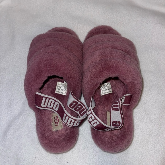 UGG Fluff Yeah Slide in Purple - Picture 1 of 12